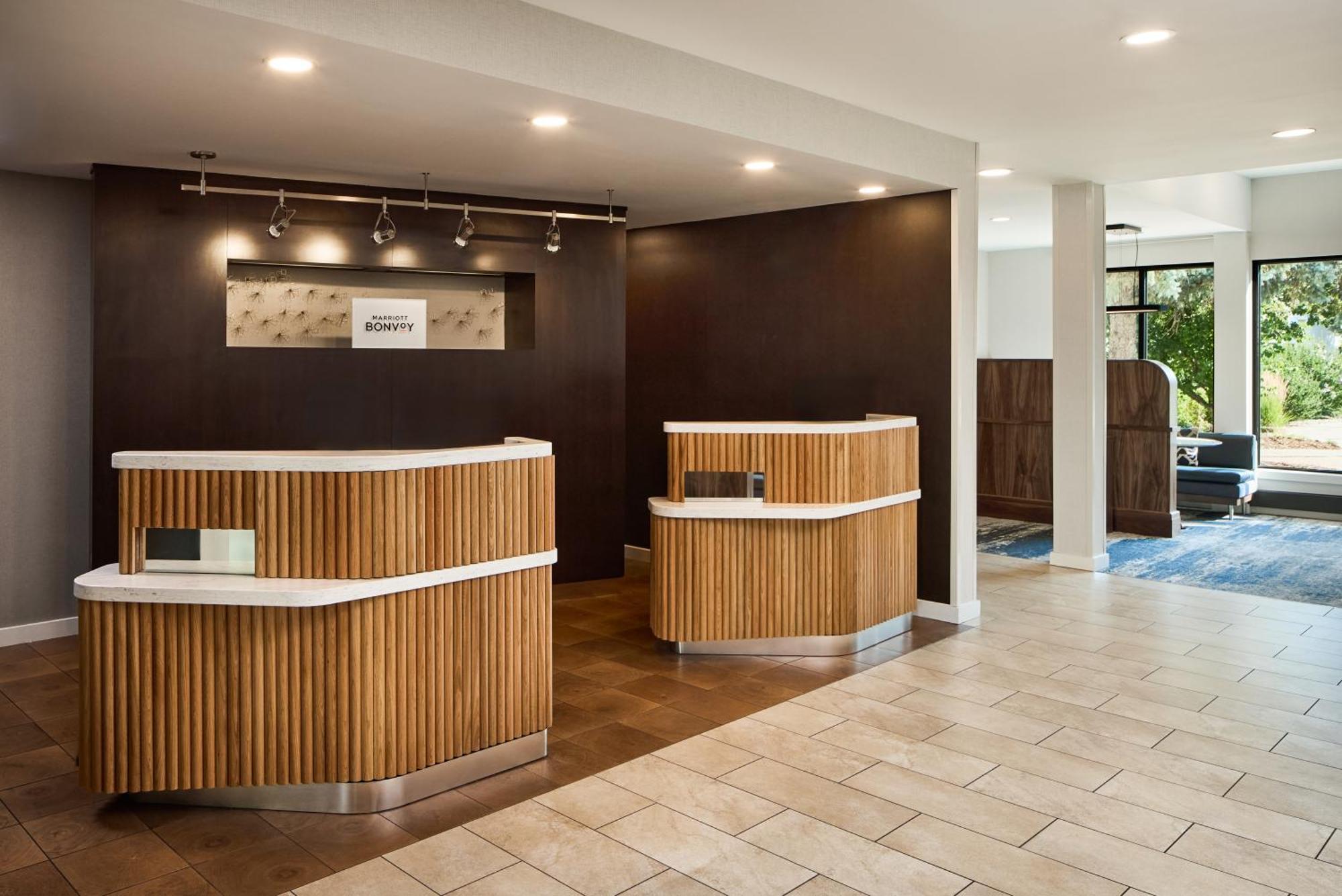 Courtyard By Marriott Fort Collins Exterior photo