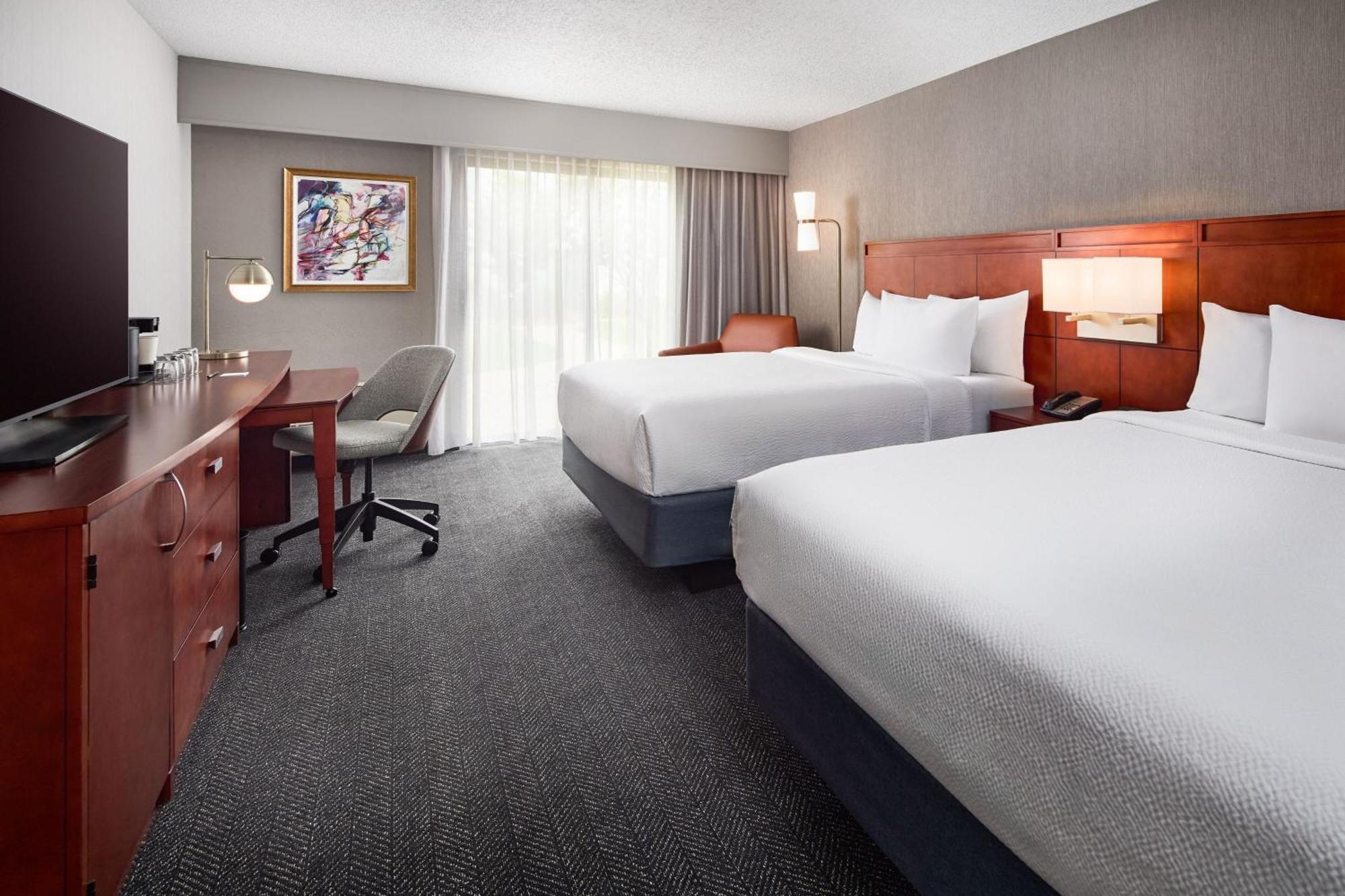 Courtyard By Marriott Fort Collins Exterior photo